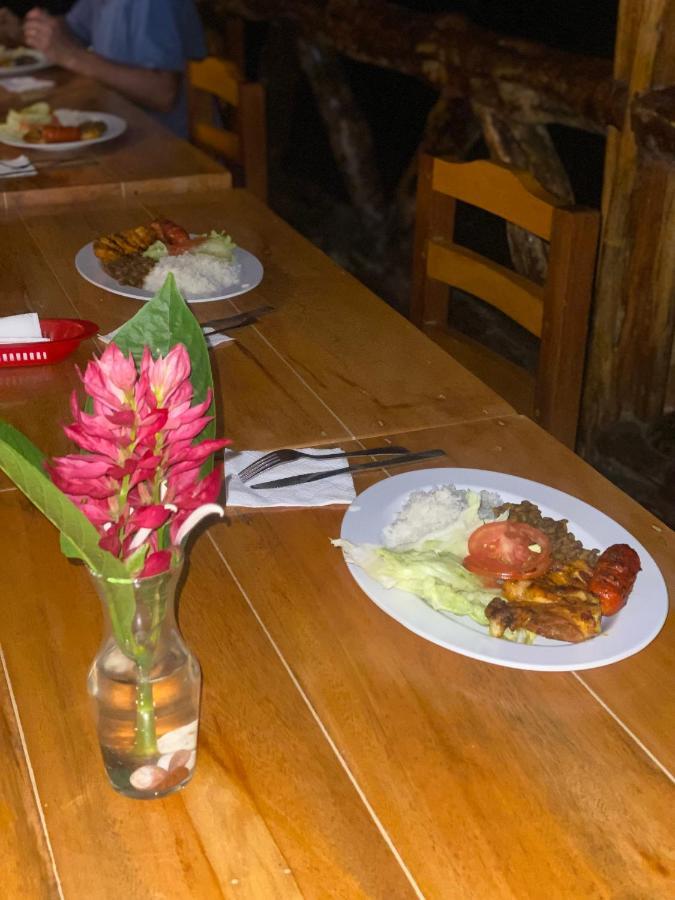 Playa Tortuga Apartment Misahualli Ngoại thất bức ảnh