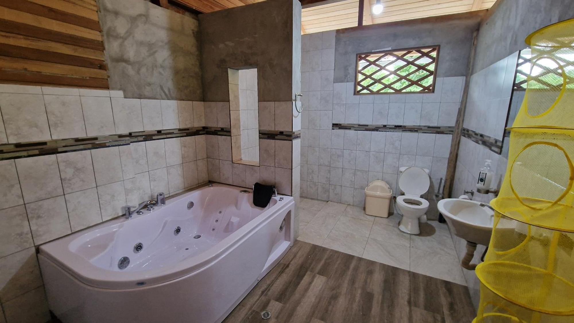 Playa Tortuga Apartment Misahualli Ngoại thất bức ảnh